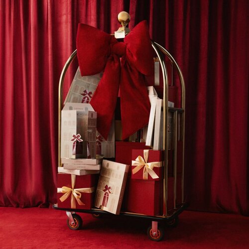 Catrice HOUSE OF GOLD adventski kalendar Slike
