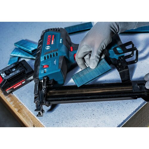 Bosch EXTH18V-50M (Solo, XL-BOXX) Akumulatorska heftalica za drvo EXPERT 0601482601 Slike