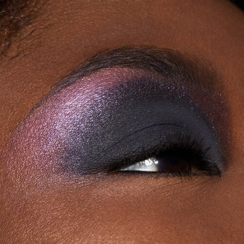 MAC Cosmetics Eye Shadow Glitter Pro Palette Refill Pan ble&amp;scaron;čeča senčila za oči nadomestno polnilo odtenek Can&amp;#039;t Stop Don&amp;#039;t Stop 1 g Slike