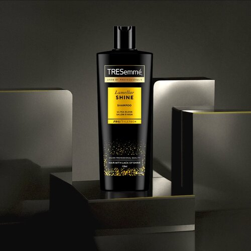 TRESemm&amp;eacute; Lamellar Shine &amp;scaron;ampon za sjaj 400 ml Slike