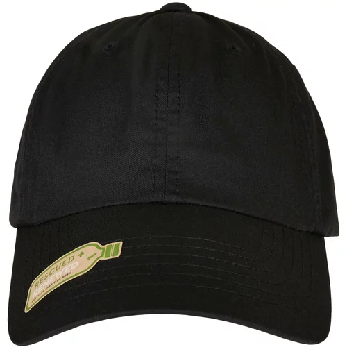 Flexfit Black cap made of recycled polyester