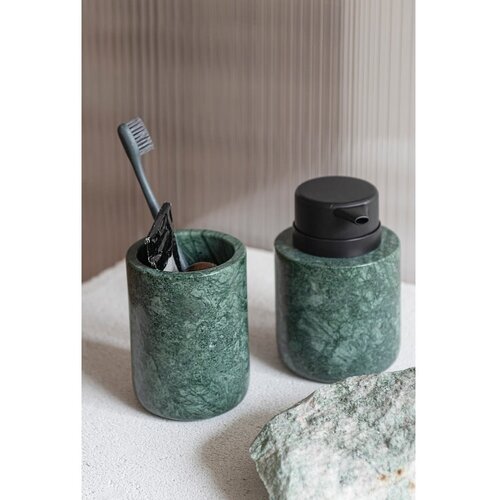 Mette Ditmer Denmark Temno zelen marmorni lonček za zobne &amp;scaron;četke Marble &amp;ndash; Slike