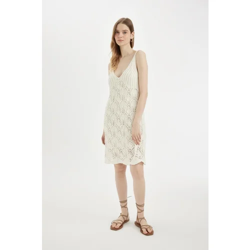 Defacto V-Neck Crochet White Strap Midi Dress