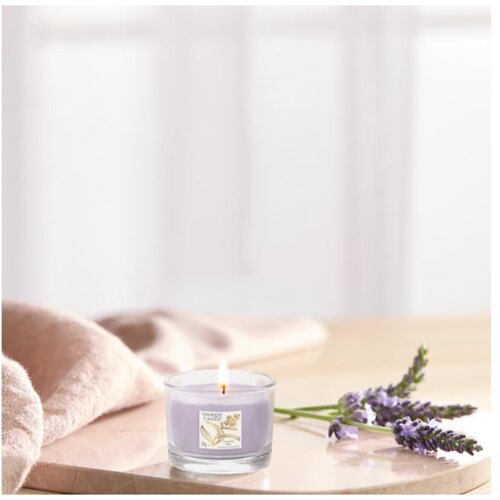 Yankee Candle Little Luxuries Lavender Bliss mala mirisna svijeća bez staklene posude 37 g Slike