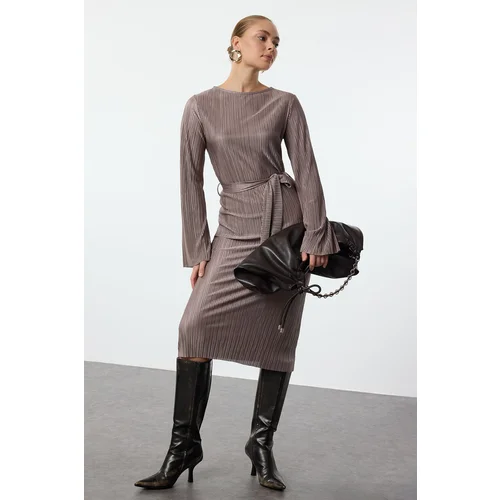 Trendyol Mink Premium Pleat Fabric Flare Sleeve Detailed A-Line Midi Knitted Dress