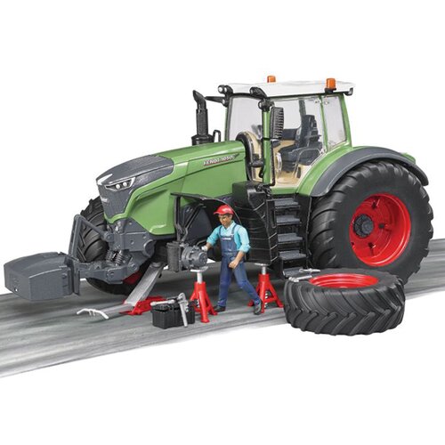 Bruder traktor zeleni (55827) Slike