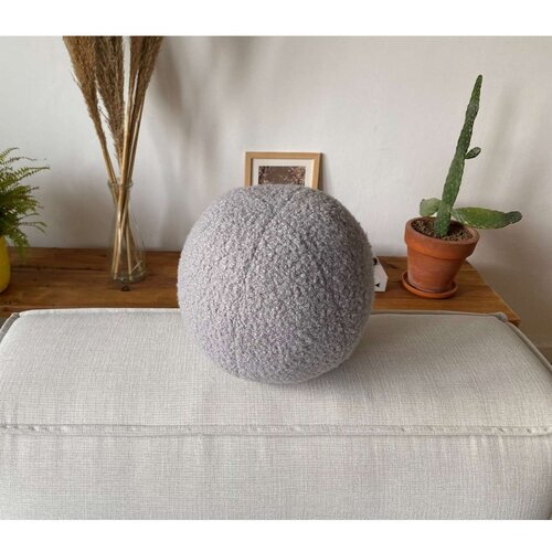 Mioli Decor Ukrasni jastuk od boucle tkanine &amp;oslash; 20 cm Top &amp;ndash; Slike