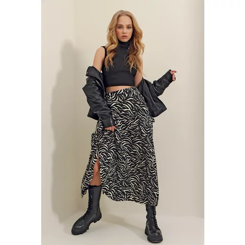 Trend Alaçatı Stili Skirt - Black - Midi