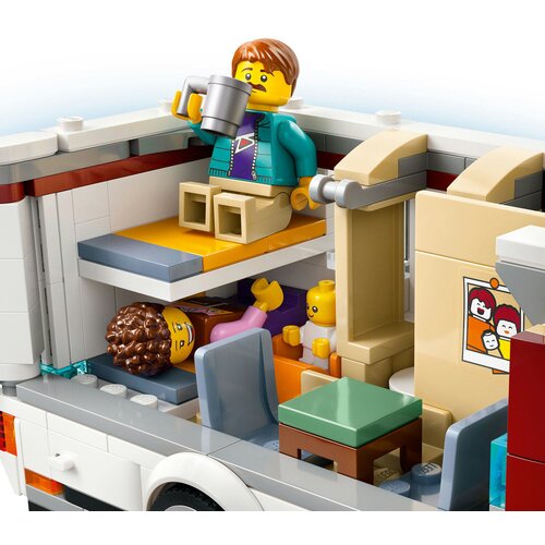 Lego LEGO&amp;reg; City - Pustolovski počitni&amp;scaron;ki avtodom (60454) Slike
