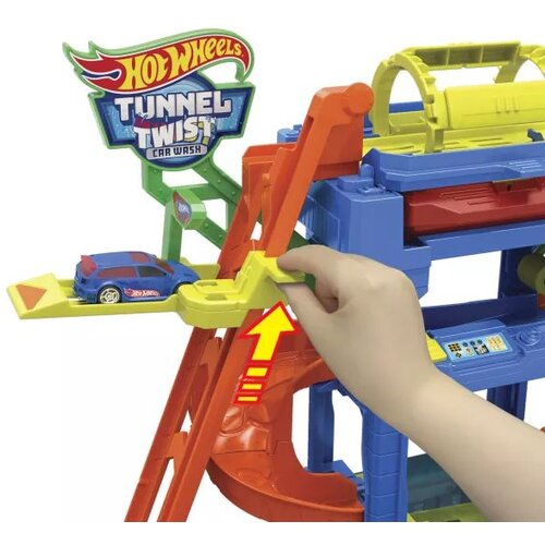 Hot Wheels Mesto: Avtopralnica z dvema nadstropjema Slike