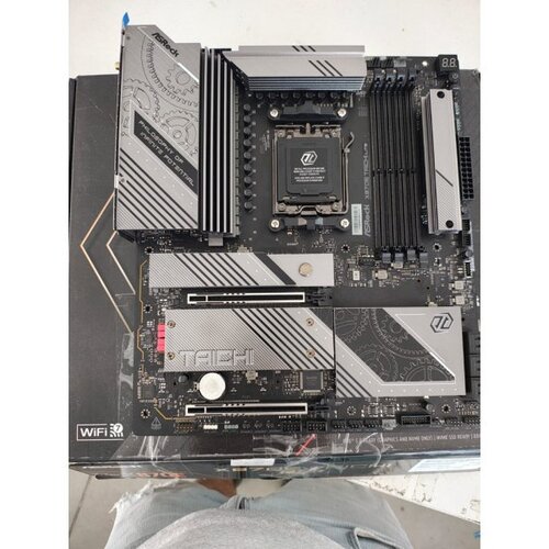 AsRock X870E TAICHI LITE OUTLET Cene
