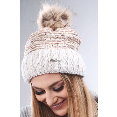 Fasardi Beige winter hat with a welt Slike