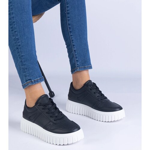 Gemre Black lace-up sneakers with a chunky sole Lusinda Cene