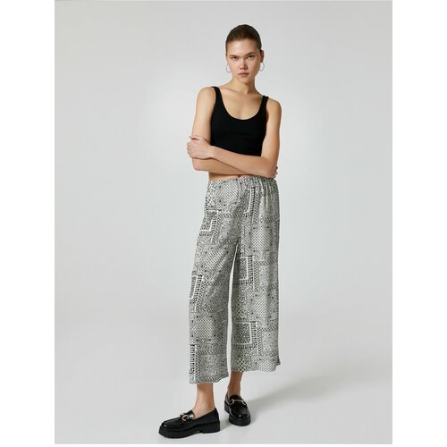 Koton Wide Leg Comfort Cut Trousers Geometric Patterned Elastic Waist Viscose Fabric Blended Slike