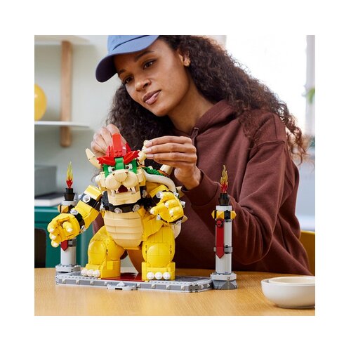 Lego super Mario Mogočni Bowser&amp;trade; 71411 Slike