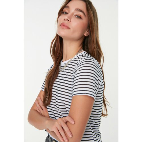 Trendyol Black Striped Basic Knitted T-Shirt Cene
