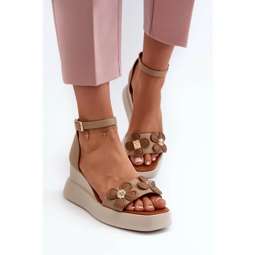 Kesi Beige Women's Platform And Wedge Sandals With Foviana Flowers