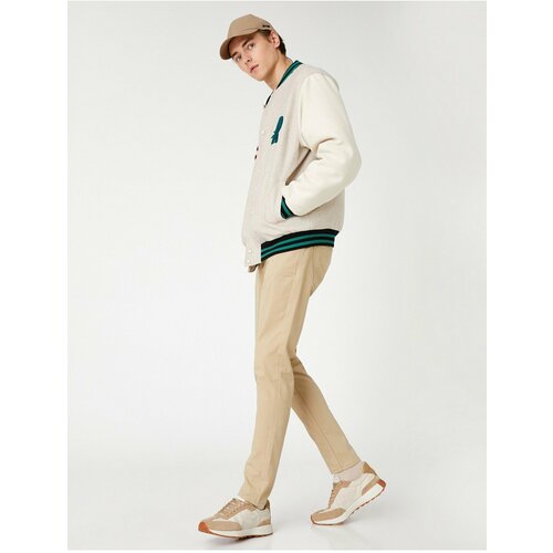 Koton Basic Gabardine Trousers with Buttons and Pocket Detail Slike