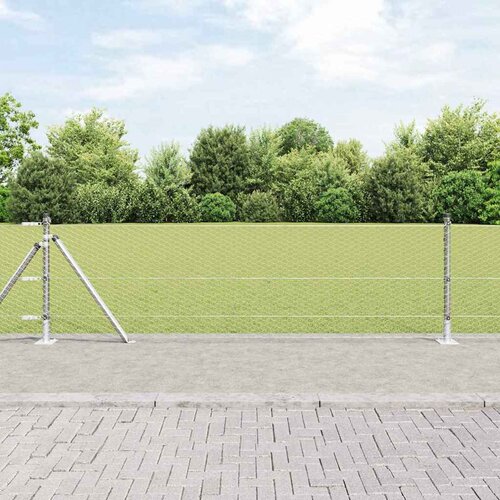  Heksagonalna ograda s betonskom osnovom 25 x 0,5 m Srebrna Cene