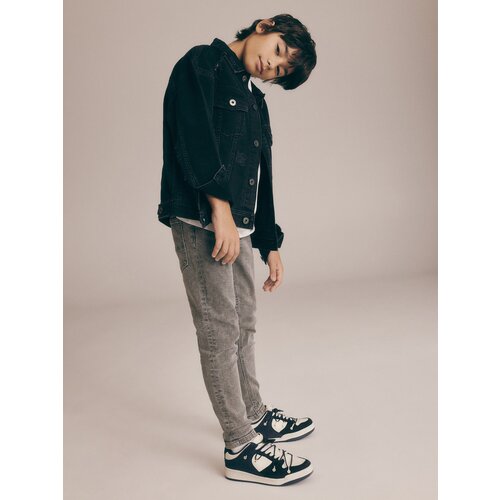 Reserved - Rastezljive slim traperice - siva Cijene