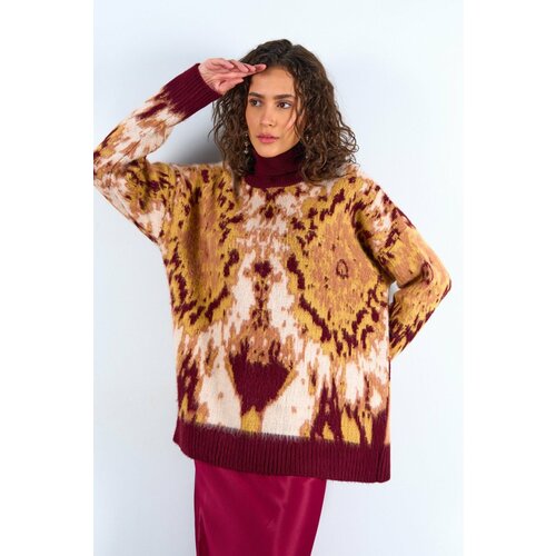 Laluvia Burgundy-Gold Turtleneck Raised Sweater Slike