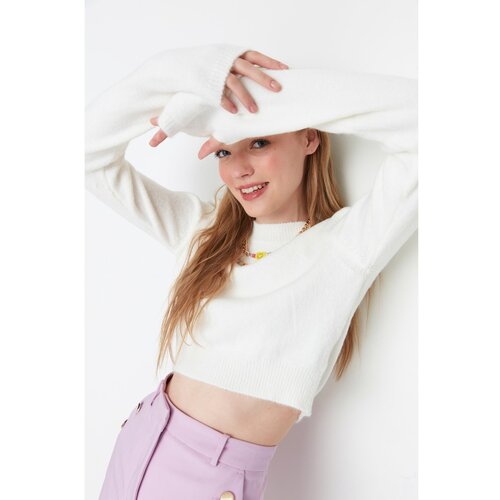 Trendyol Ecru Crop Knitwear Sweater Slike