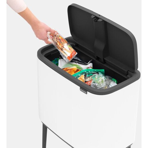 Brabantia Bo Touch Bin 36 L z vložkom iz umetne mase - Bela Slike