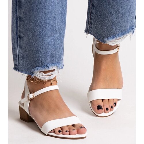 D/CEO Black sandals on a block heel Millo Cene