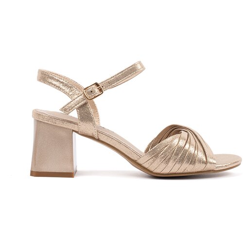 GOODIN Golden elegant sandals on a low heel Slike