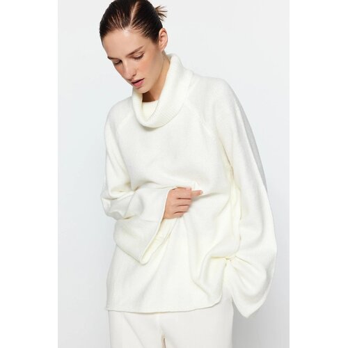 TRENDYOLMILLA ženski duks Turtleneck Wide Fit Soft Texture Twoaw24Kz00426, Ecru Cene