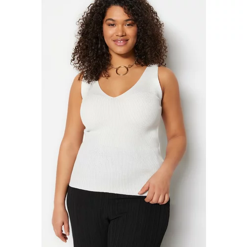 Trendyol Curve Plus Size Blouse - Ecru - Fitted