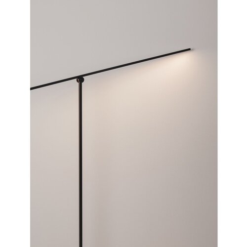 Nova Luce Mat črna kovinska LED stoječa svetilka z upogljivo konstrukcijo/zatemnitvena (vi&amp;scaron;ina 144 cm) Tenso &amp;ndash; Slike