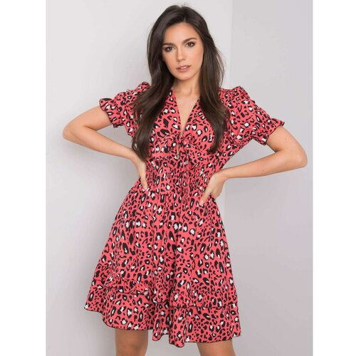 Fashionhunters Patterned coral dress with a frill Cene