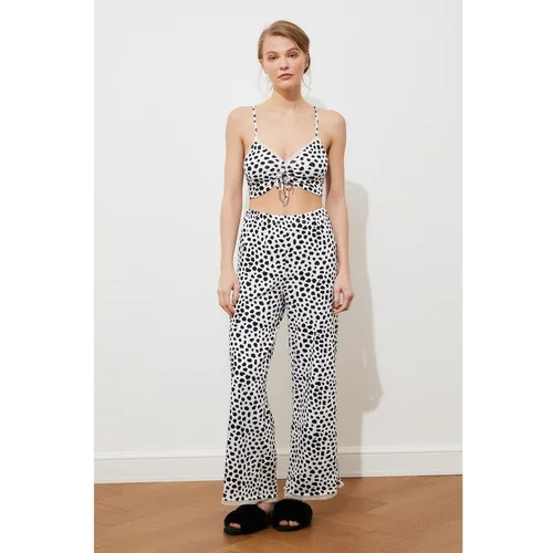 Trendyol Leopard Patterned Knitted Pajamas Set