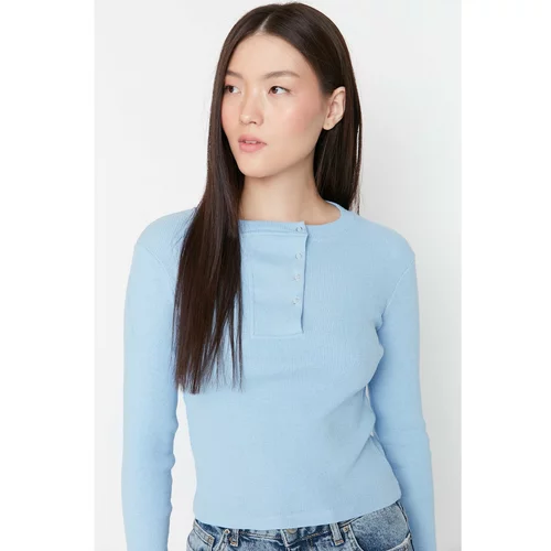Trendyol Blue Button Detailed Basic Knitted Blouse