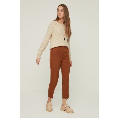 Trendyol brown Belt Detailed Carrot Fit Trousers  Cene